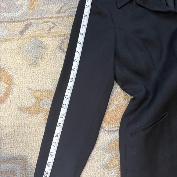 Ralph Lauren Women's 100% wool size 6 Classic Black Blazer - Picture 9 of 9